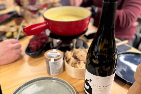 Geneva: Private Fondue Dinner in a Cozy Cheese Shop