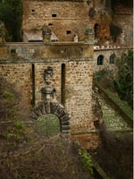 Sorano, la grotta Vie e la Cantina della Luce - Hizvo