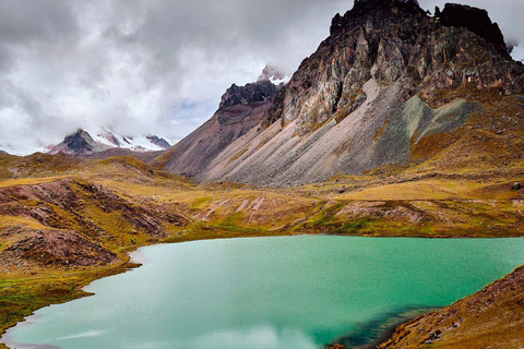 Cuzco: Tur till de 7 sjöarna i Ausangate + lunch