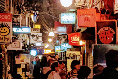 Tokio: Shinjuku Golden Gai Bar Hopping Tour