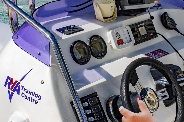 Abu Dhabi: Boat Permit Level 2 RYA TrainingXclusive RYA Powerboat Level 2 Training Dubai