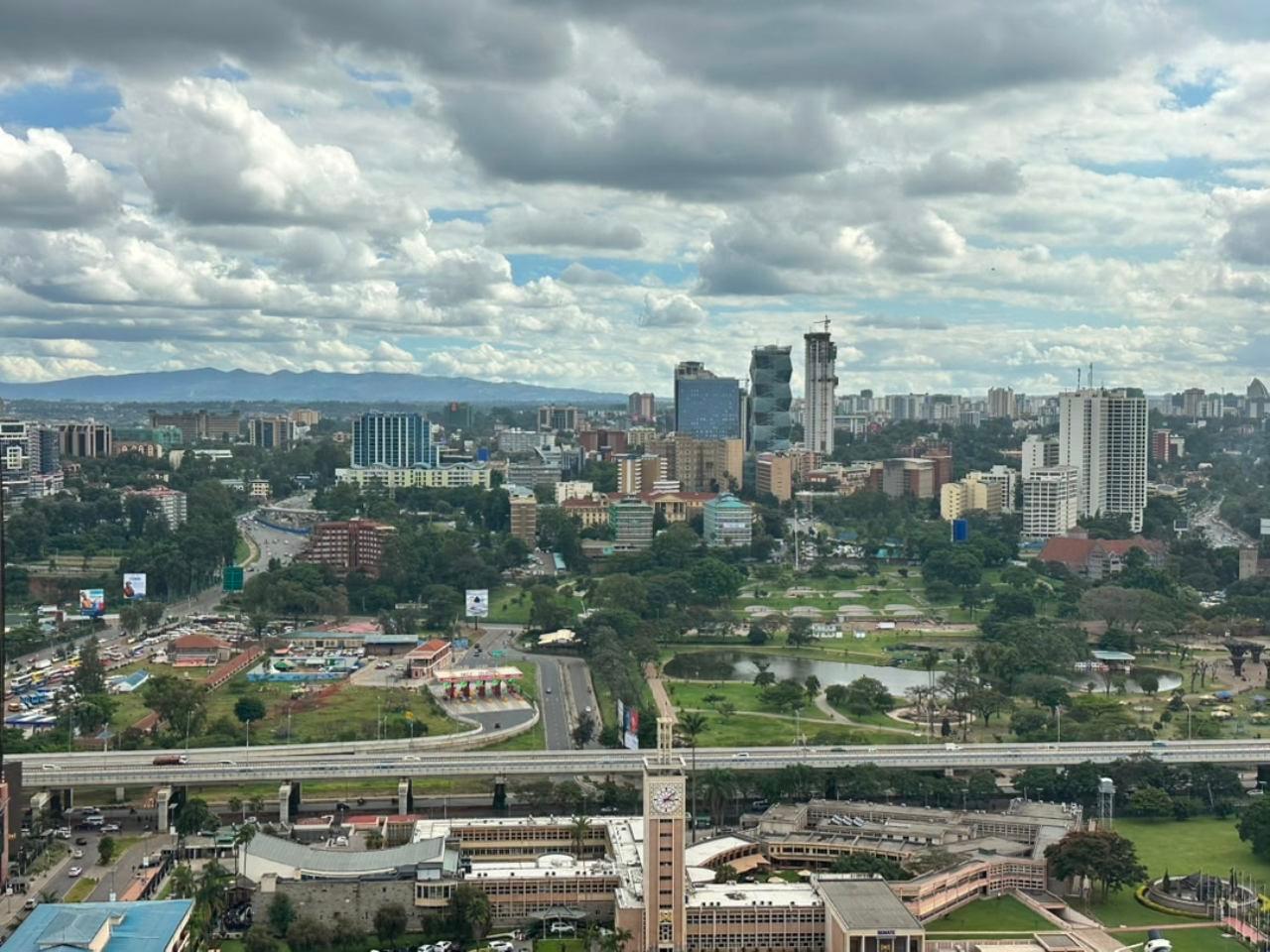 Nairobi: Stadtrundgang mit Verkostung regionaler Spezialitäten