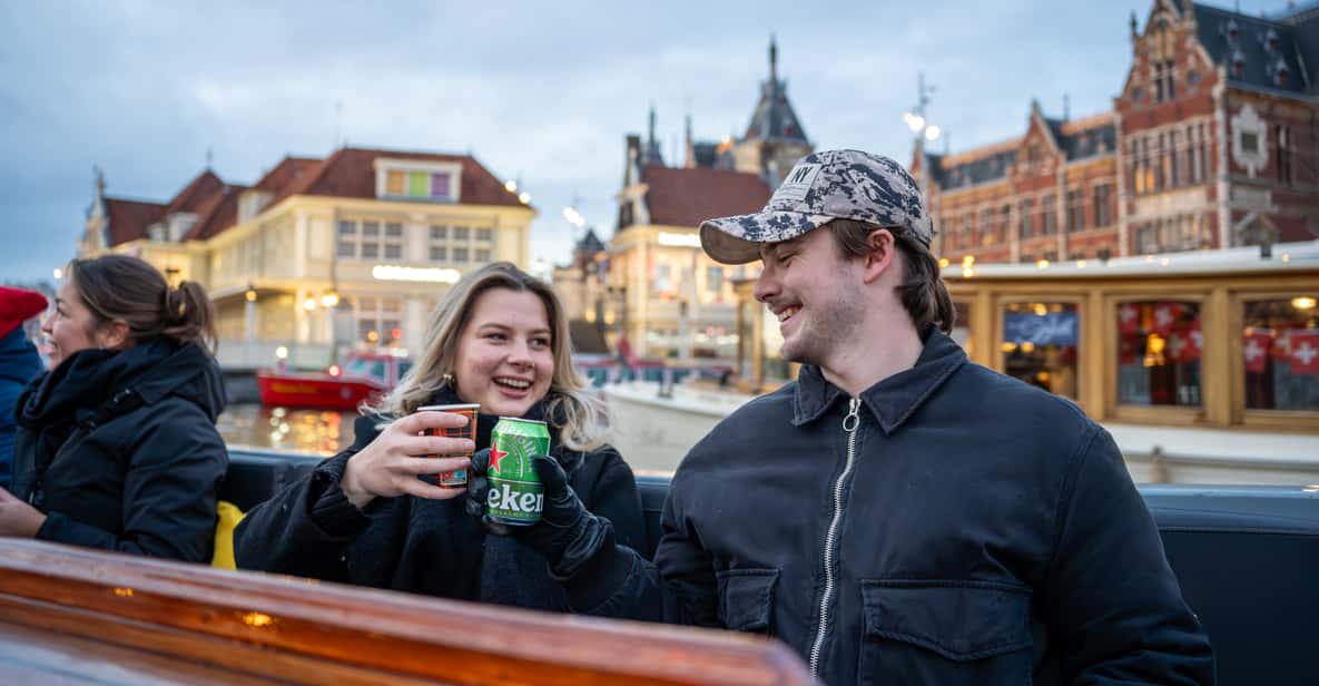 Afbeelding 2 van Amsterdam: Open boot Light Festival met onbeperkte drankjes