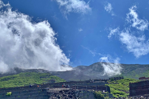 Mt. Fuji Guided Summit Climb with Mountain Hut Stay From Tokyo by Public Transit