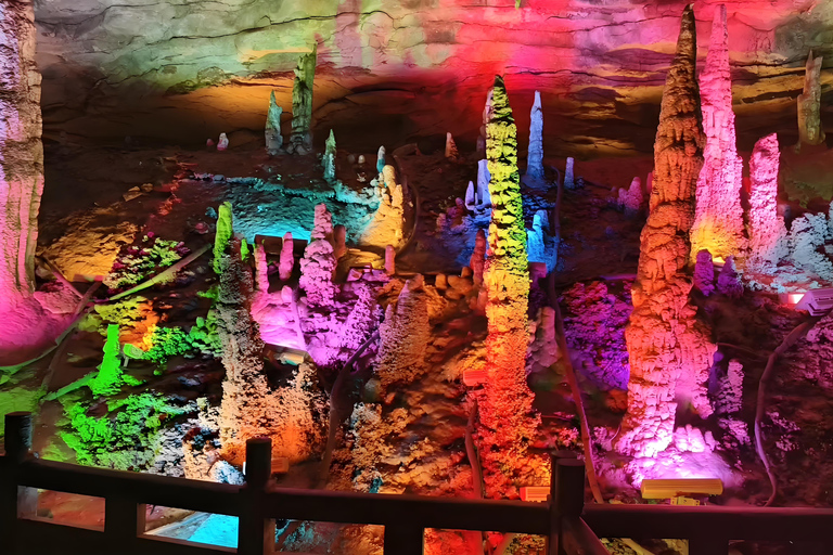 Zhangjiajie 2 Days Tour: Avatar Peaks & Sky High Wonders