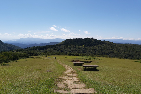 Taipei: Yangmingshan National Park Hiking Day Tour Challenging Route: Mt. Qixing Trail
