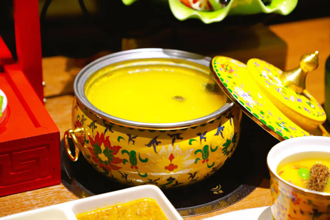 Lijiang: Yuyan Banquet Dinner Show with Costumes Regular Seats for Royal Banquet Dinner