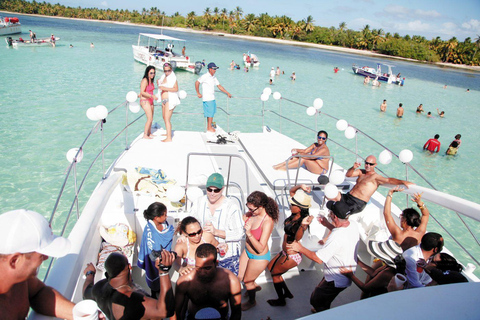 From Bavaro, Punta Cana: Boat Party, Snorkeling, Drinks, Snacks, and Transportation