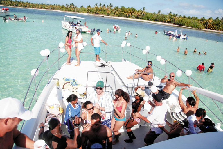 From Bavaro, Punta Cana: Boat Party, Snorkeling, Drinks, Snacks, and Transportation