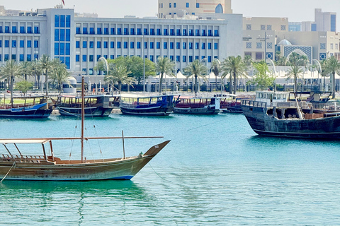 PRIVATE DOHA STADTFÜHRUNG FÜR FAMILIEN, PAARE UND KLEINE GRUPPENPrivate Stadtführung durch Doha für Familien, Paare und kleine Gruppen