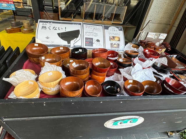 Tokyo : Asakusa nearby Japanese tableware finding tour