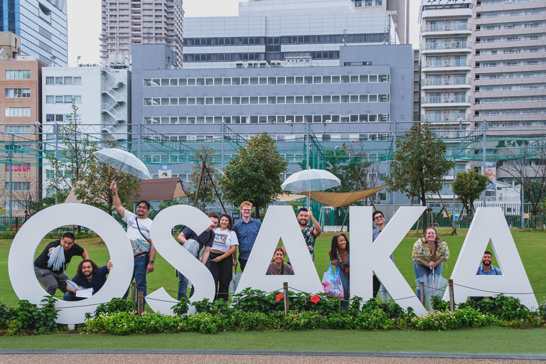 Osaka: Private Photo Tour with Professional Photographer