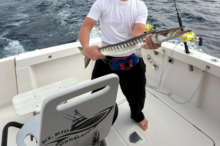 Corralejo: Atlantic Sport Fishing Charter Corralejo: Shared Deep Sea Fishing Charter on the Atlantic