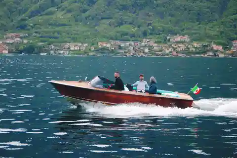 Molinari Como Lake Boat Tour: Live like a local