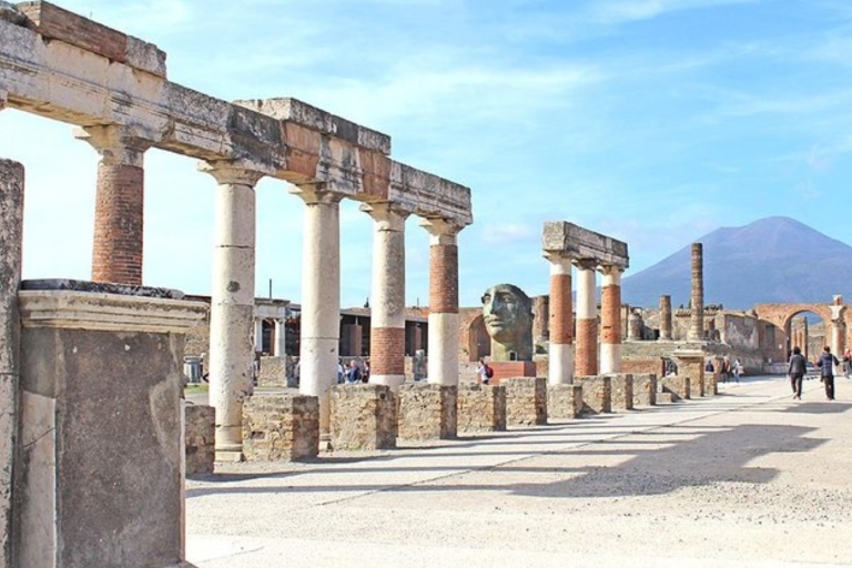 Ruinen von Pompeji & Mittagessen mit Weinverkostung
