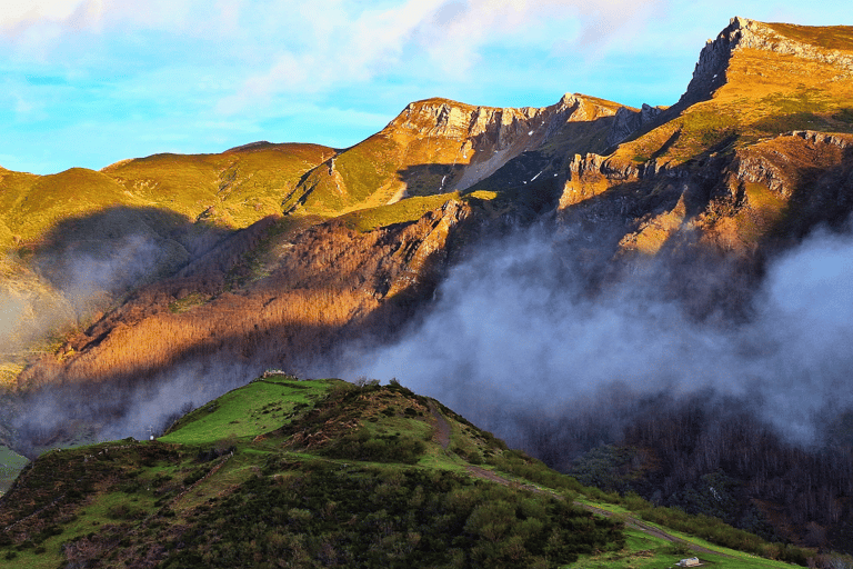 Oviedo/Gijon: Somiedo Natural Park & its Rural Villages Tour from Oviedo: Somiedo Natural Park and its Rural Villages