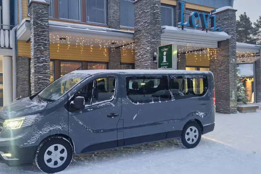 Levi: Nordlichter im Minivan mit heißen Getränken und Snacks. Foto: GetYourGuide Levi: Nordlichter im Minivan mit heißen Getränken und Snacks. Foto: GetYourGuide