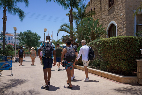 Paphos: Viagem de 1 dia a Akamas/Lagoa Azul e Banhos de Afrodite(Cópia de) Paphos: Parque Nacional de Akamas e passeio de ônibus e barco pela Lagoa Azul