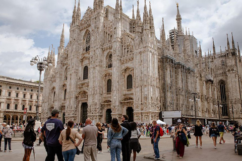 Milan: Guided Cathedral Tour with Rooftop Terraces Access