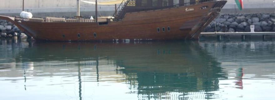 Mascate : croisière en boutre au coucher du soleil et hospitalité omanaise