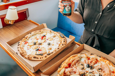 Stockholm: Pizza Buffet Cruise with Scenic Views