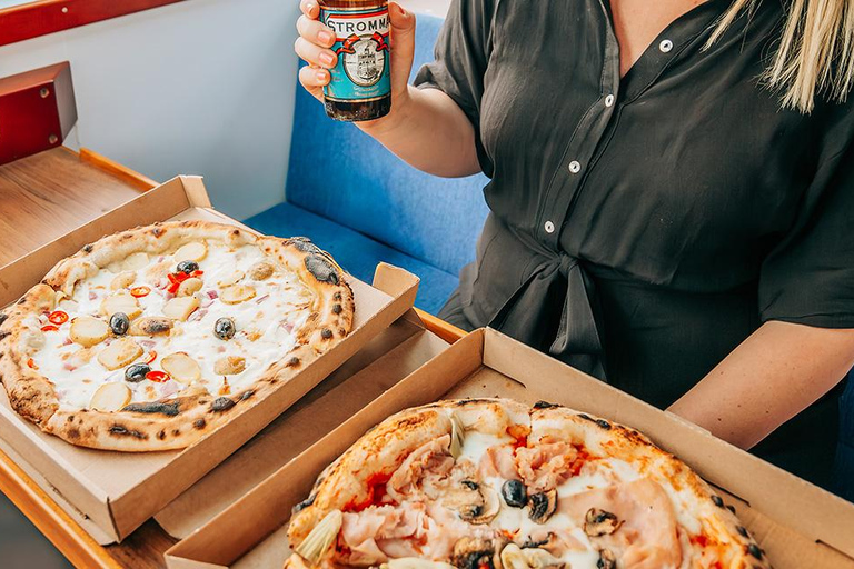 Stockholm: Pizza Buffet Cruise with Scenic Views