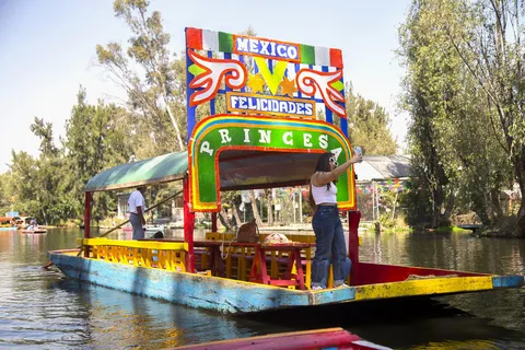 Descobre Xochimilco e Coyoacán: Tradição, música e cultura