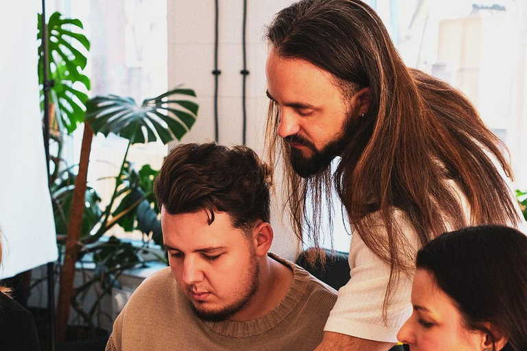 Gdańsk: Perfume Creation Workshop with Profesional Perfumer