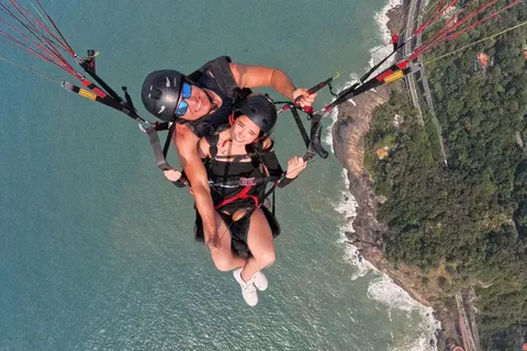 Rio de Janeiro : Paragliding Tandem Flights over Rio