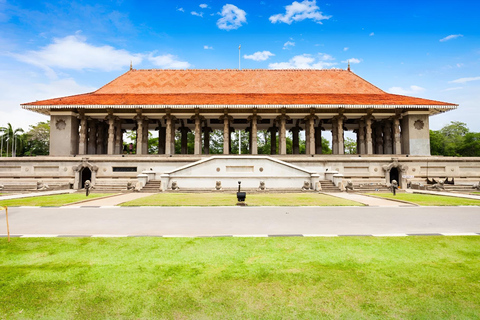 Colombo Independence Square Private Tour 3 Hour
