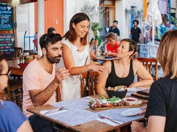 Victoria, Gozo: Sunset Walking Food and Drink Tour