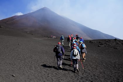 Etna: Guided Summit Hiking Tour up to 3400m, Optional Pickup