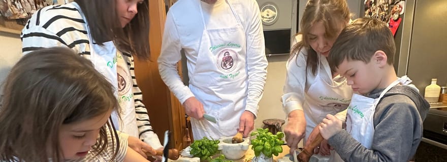 Gênes : cours de cuisine pesto, gnocchi et tiramisu avec Tiziana