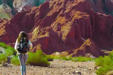 Visite de la vallée de l'arc-en-ciel : Couleurs et saveurs envoûtantes