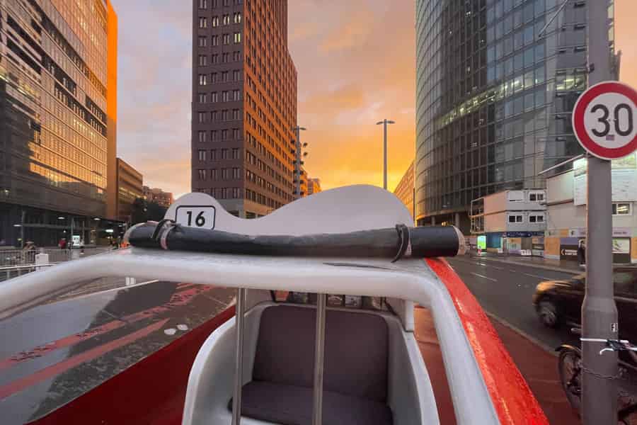 Berlin: Private Sightseeing-Tour in einer E-Rikscha. Foto: GetYourGuide