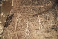 De pasado a futuro, Qobustan & Absheron Tour - Hizvo
