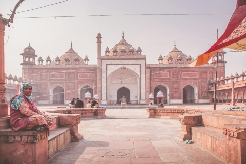 Visite privée du Taj Mahal et du Fort d'Agra depuis Delhi en voitureVisite privée de Delhi avec déjeuner, entrée, voiture et guide