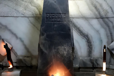 Bucharest: Salt Mine & Dracula's Tomb Day Trip