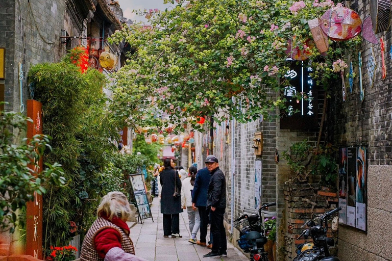 Guangzhou Day Trip: Shawan Town, Baomo Garden & Local Market Guide for other languages