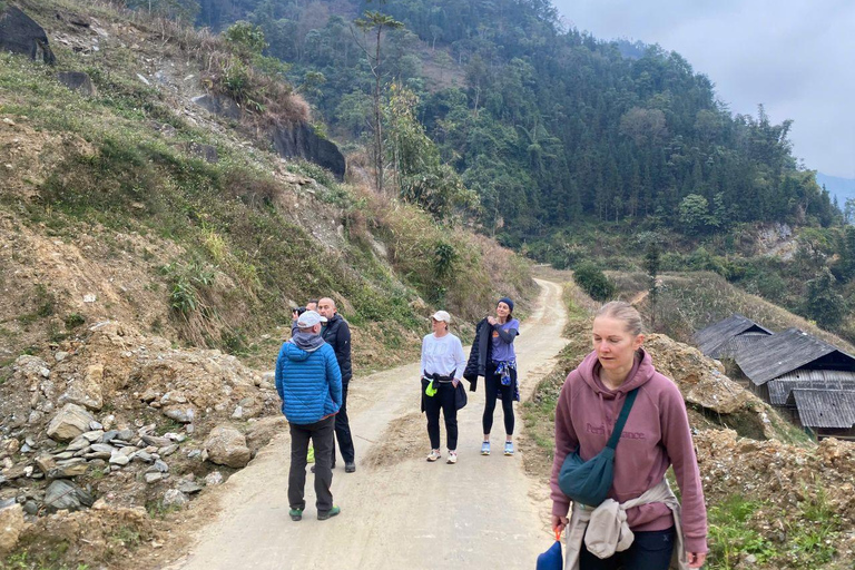 From Sapa: 1D Local Bac Ha Sunday Market Tour - Best Seller Bac Ha Market Tour with Local Lunch ( Lunch Included )