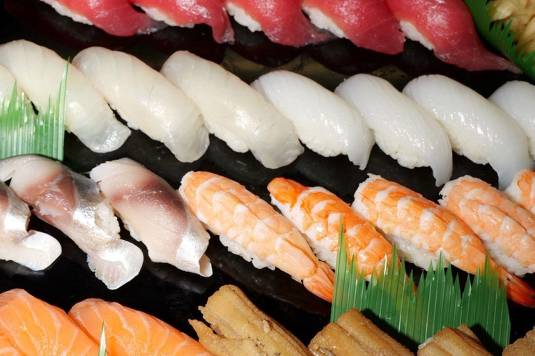 Kyoto: Sushi-Making Class and Table Tea Ceremony