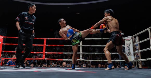 Chiang Mai: Muay Thai Fight Ticket with Hotel Pickup