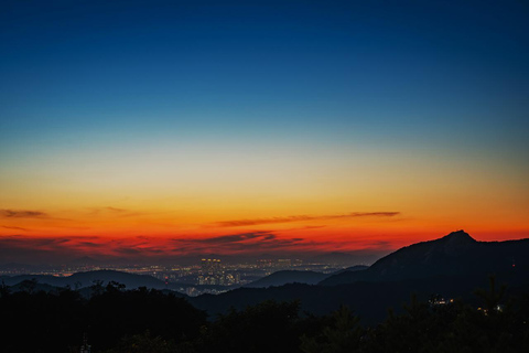 Seoul Evening Highlights: Ikseon-dong, Naksan & Bugak View