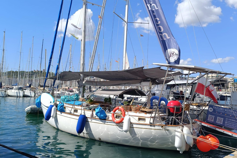 Palma de Mallorca: Sailing Experience with Tasting Menu