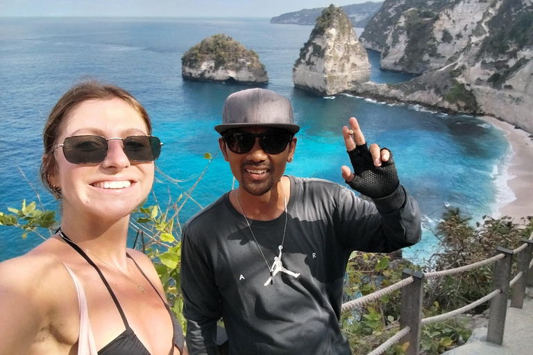 Nusa Penida : Visite guidée d&#039;une journée avec un chauffeur local comme guide