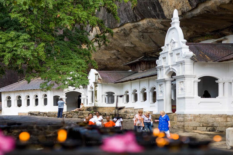 Sri Lanka: 12-Day Tour with Uncover the Rich Heritage