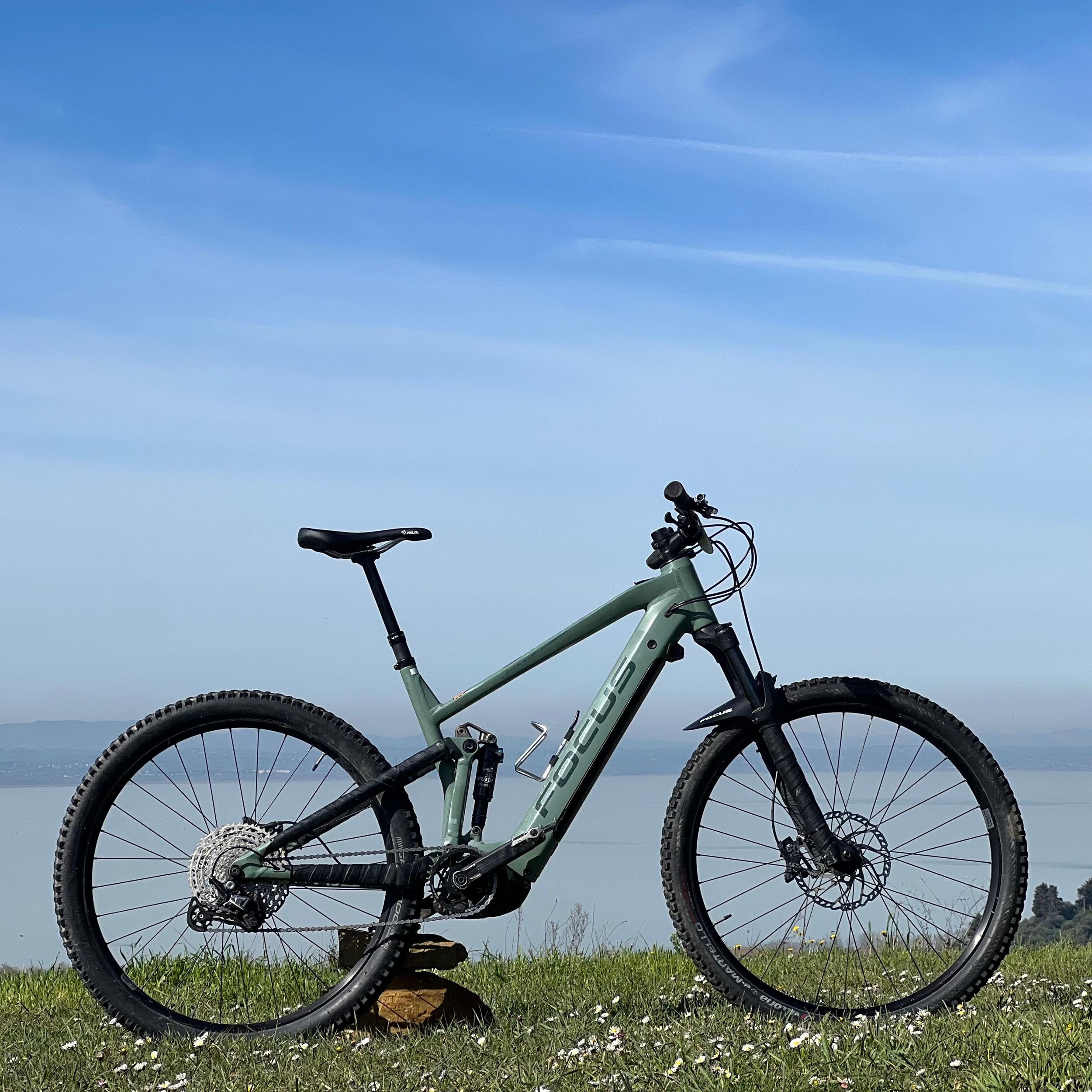 Trasimenischer See: Fahrrad- und E-Bike-Verleih mit Karte