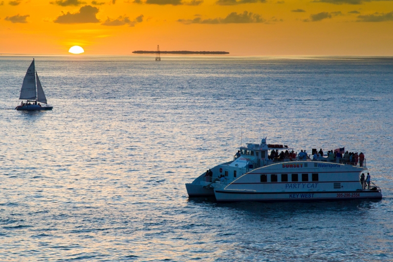 Key West: crucero al atardecer con cena buffet y barra libre