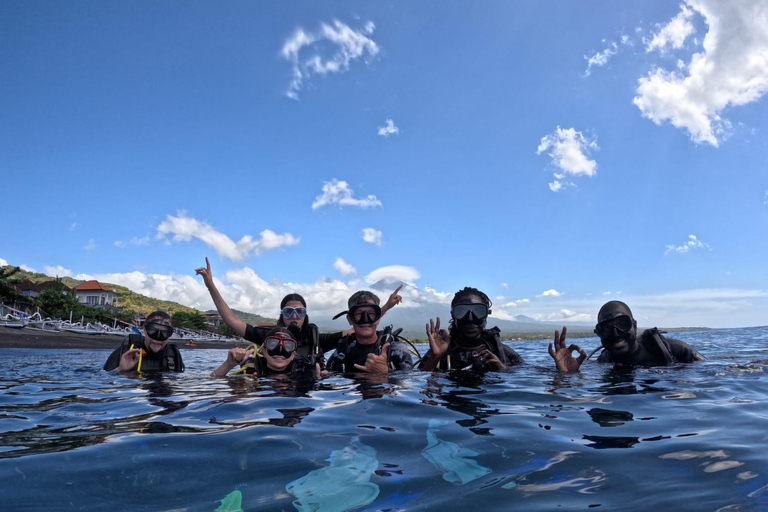 Amed: 3-Day PADI Open Water Diver Course