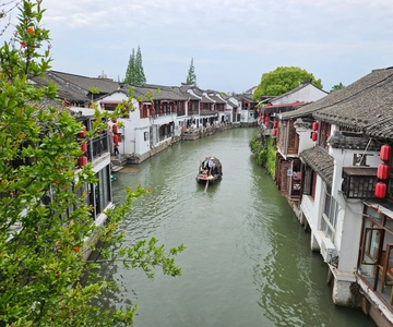 Zhujiajiao Water Village: Private Tour from Shanghai